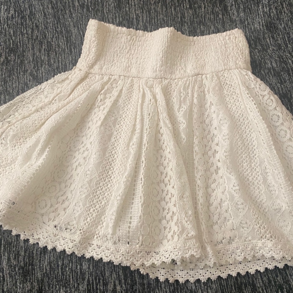 Hollister skirt